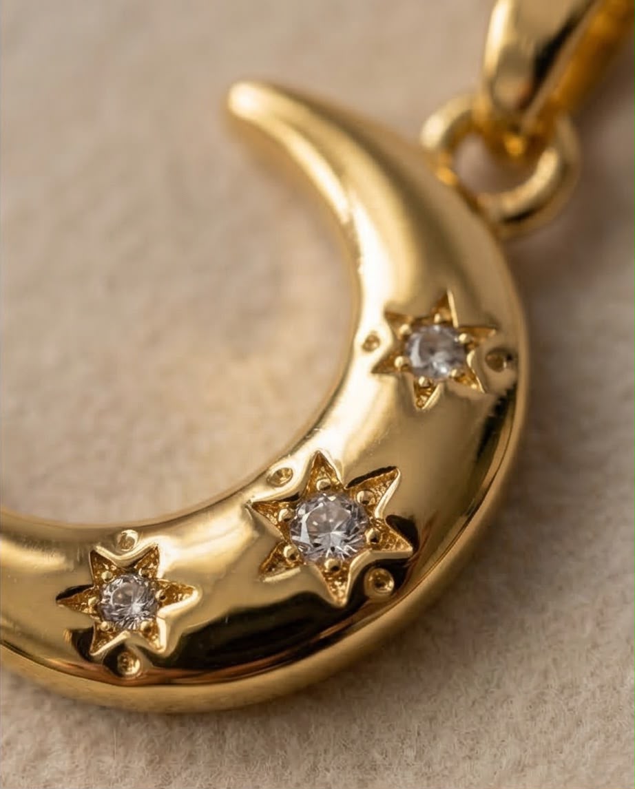 Halskette Mondanhänger mit 3 Cubic Zirkonia