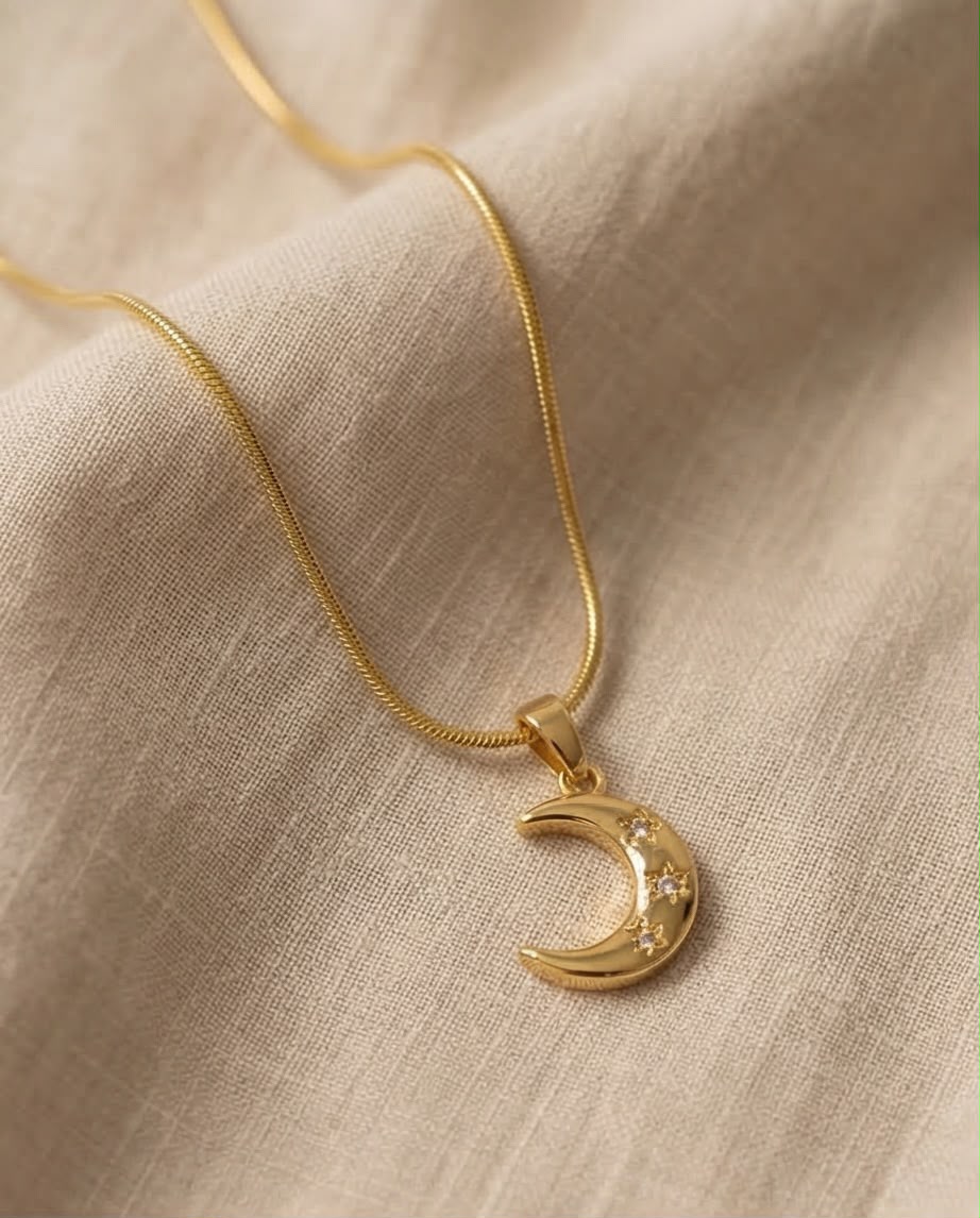 Halskette Mondanhänger mit 3 Cubic Zirkonia